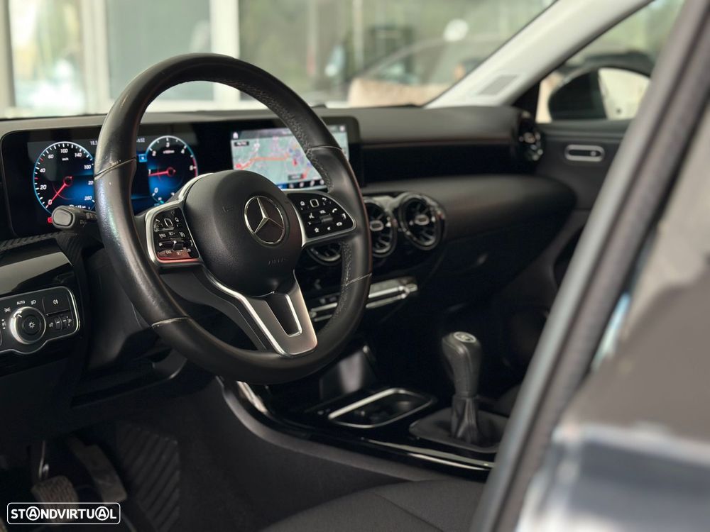 Mercedes-Benz A 180 d Style Plus - 16