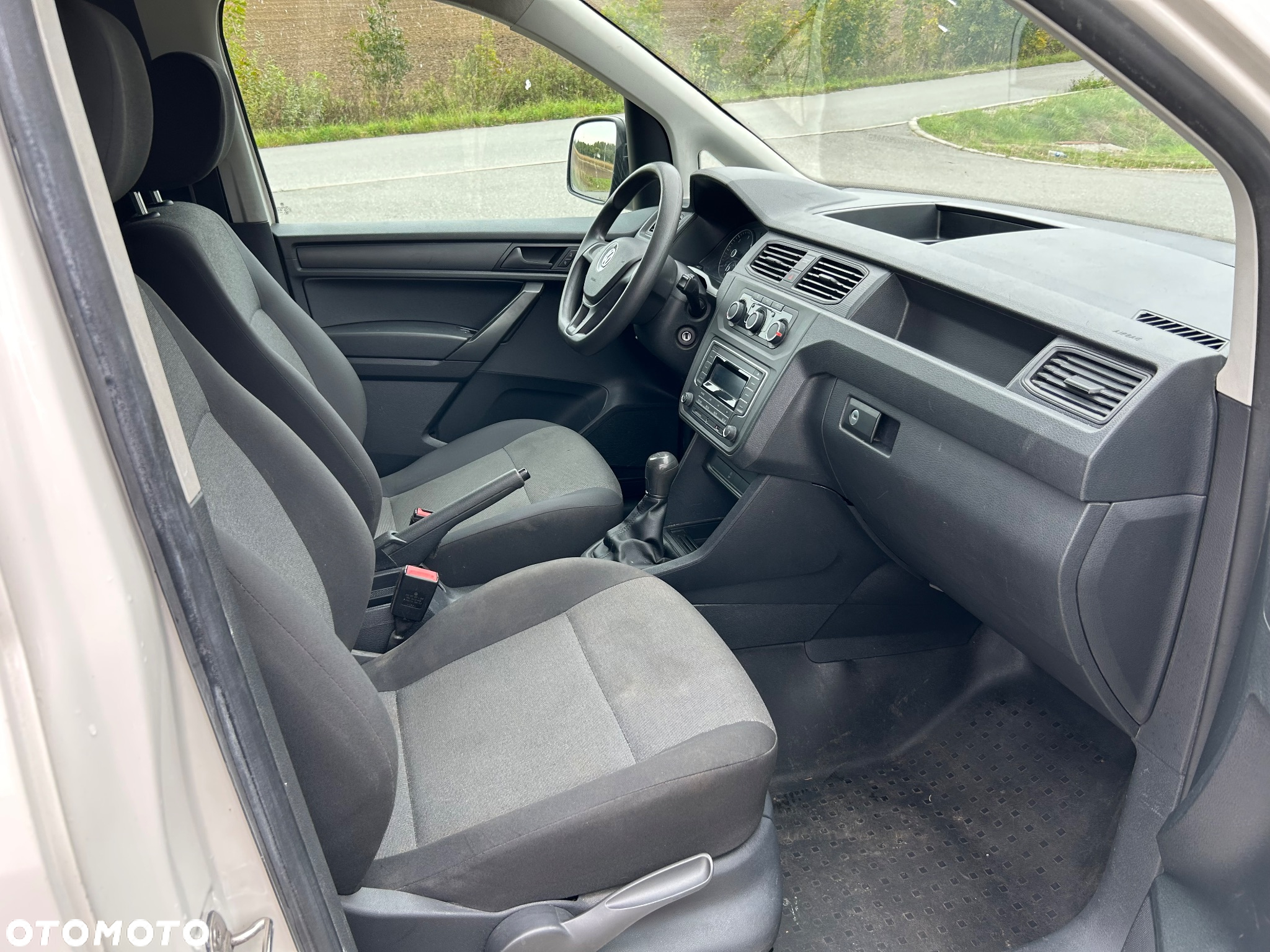 Volkswagen Caddy - 11
