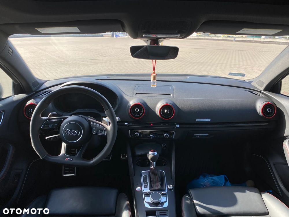 Audi RS3 Limousine S tronic - 8