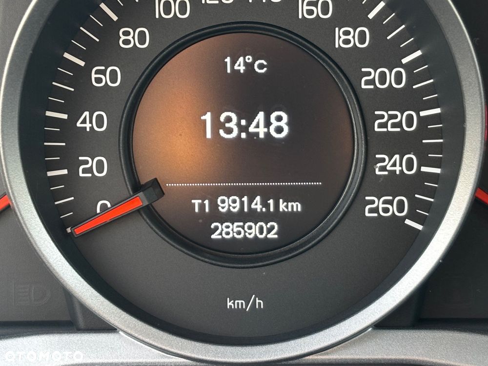 Volvo XC 60 D4 Geartronic Momentum - 17