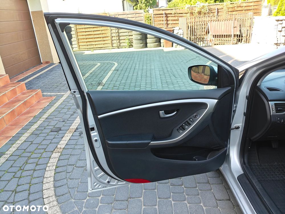 Hyundai i30 - 11