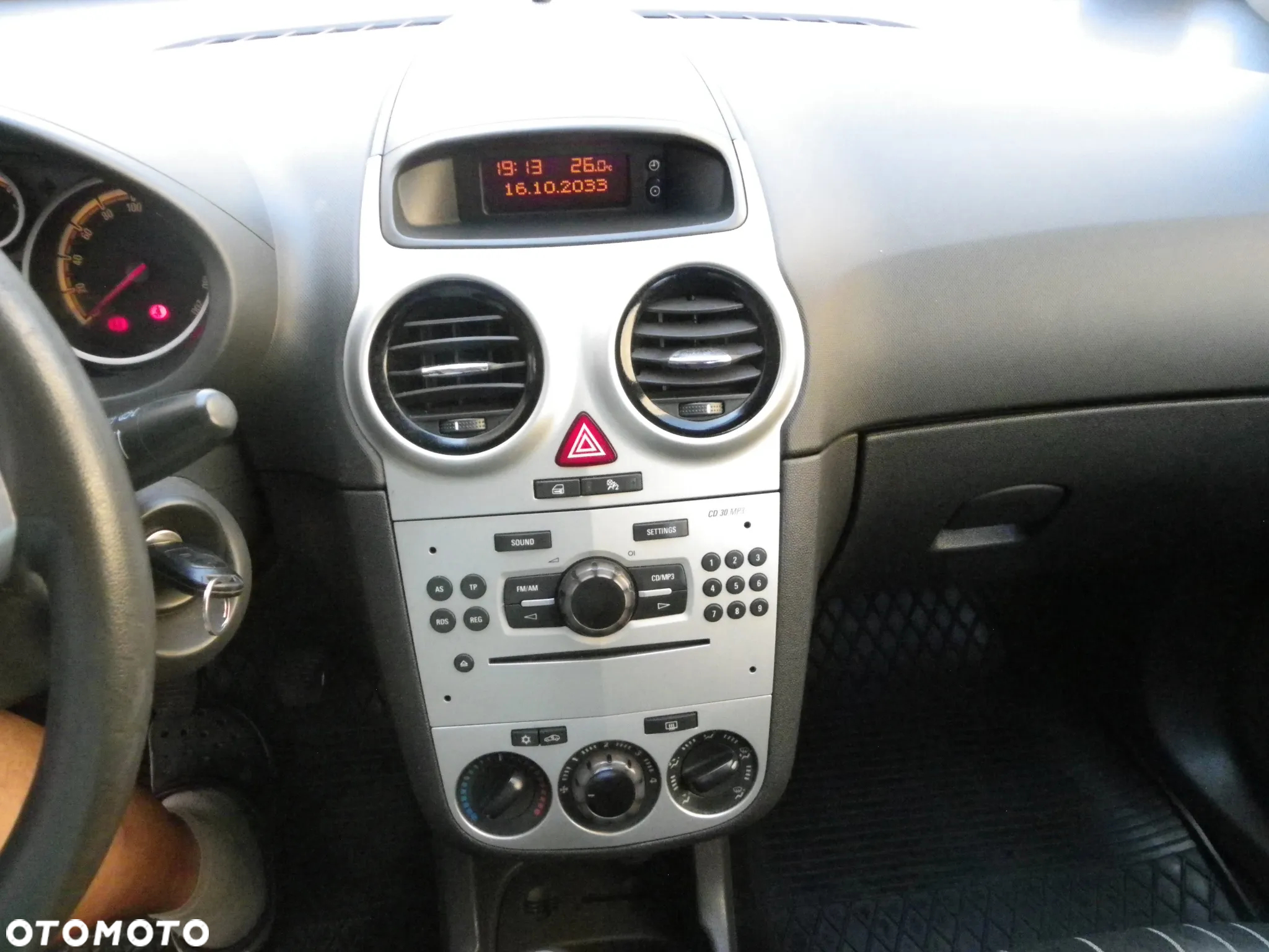 Opel Corsa 1.2 16V - 8