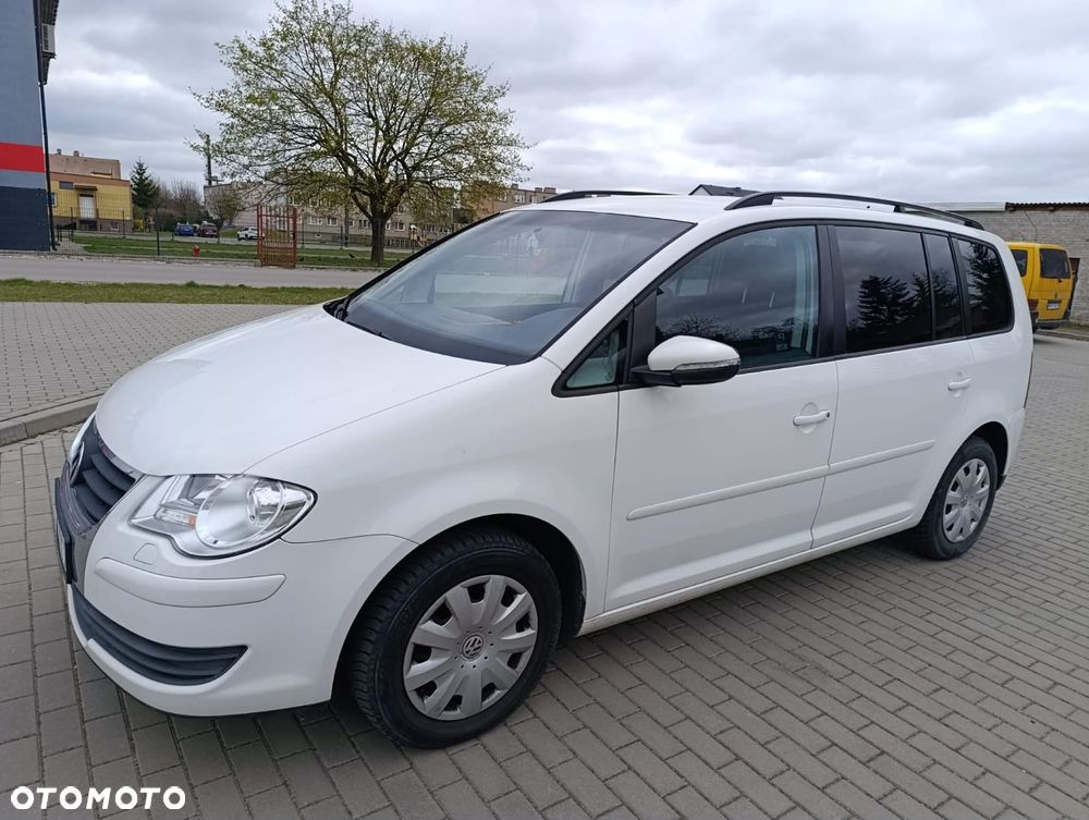 Volkswagen Touran 1.6 - 8