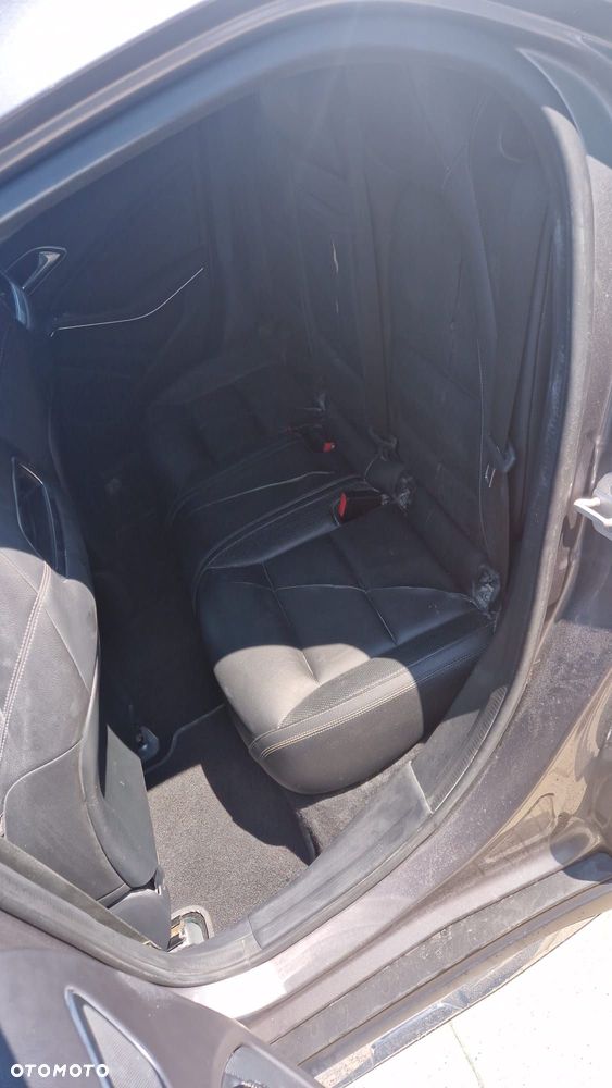 Mercedes-Benz GLA 220 d 4Matic 7G-DCT AMG Line - 8