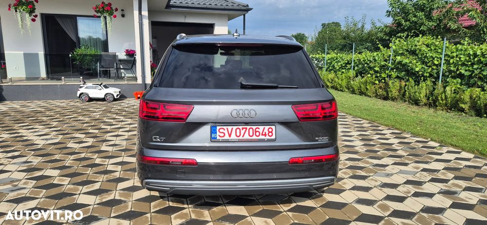 Audi Q7 - 4