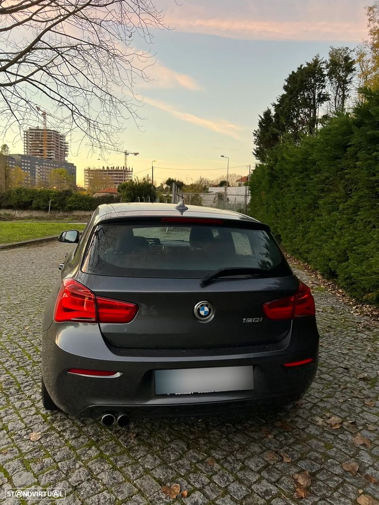 BMW 120 i Aut. Advantage - 2