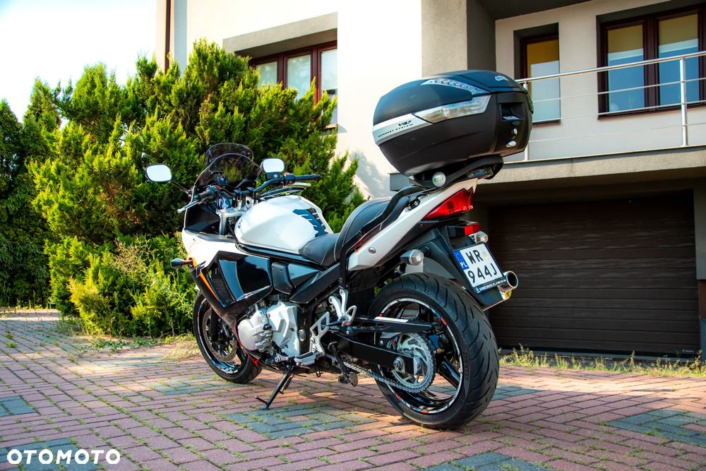 Suzuki GSX - 7