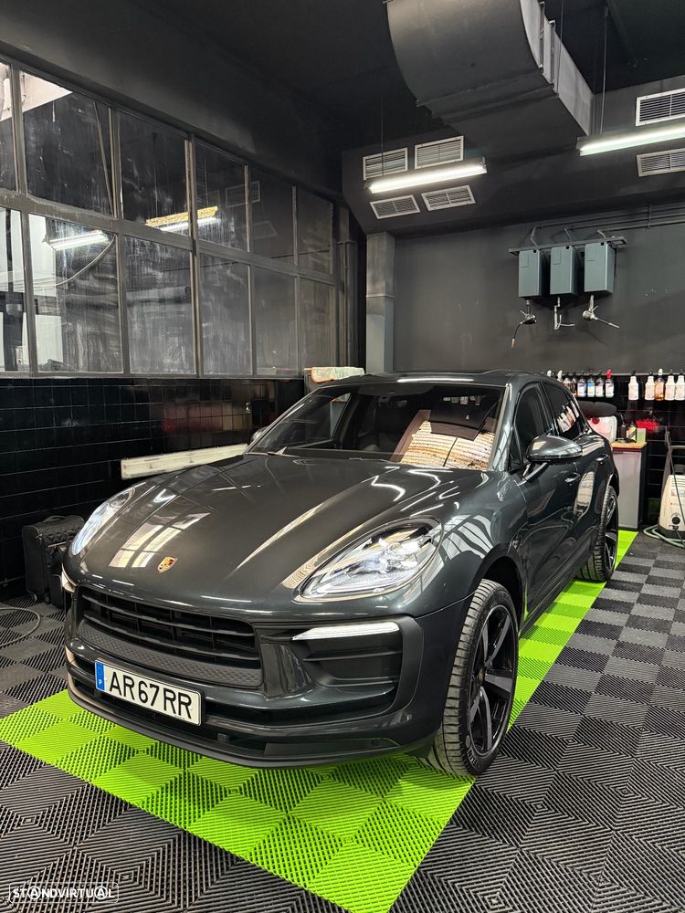 Porsche Macan Standard - 2