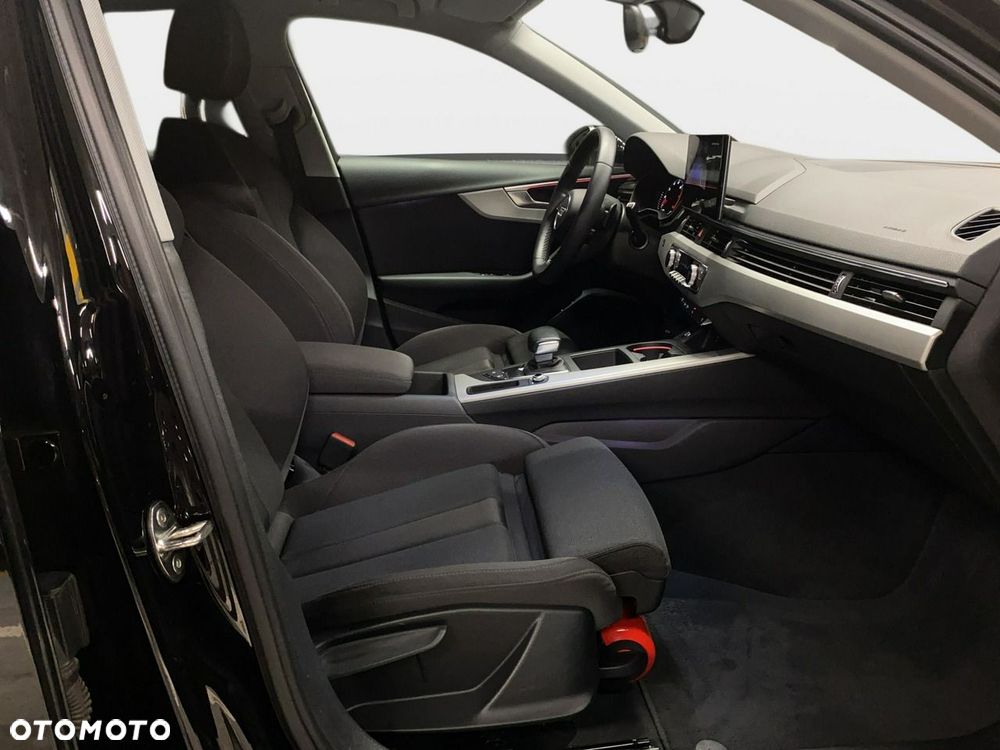 Audi A4 Avant - 13