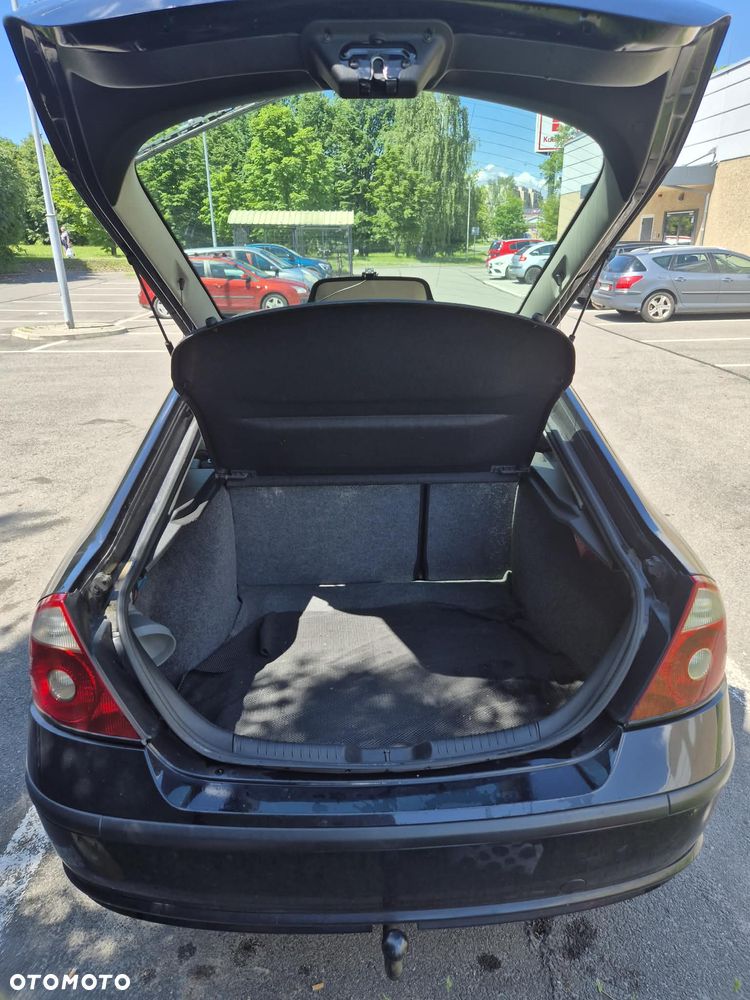 Ford Mondeo 2.0 Ghia - 7