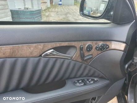 Mercedes-Benz Klasa E 320 CDI 7G-TRONIC Avantgarde DPF BusinessEDITION - 6