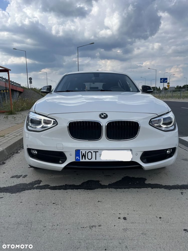 BMW Seria 1 118d Sport Line - 5