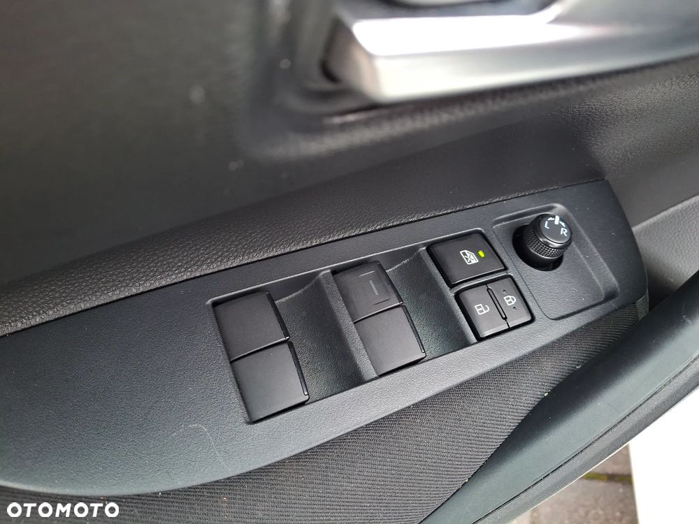 Toyota Corolla 1.5 Comfort - 24