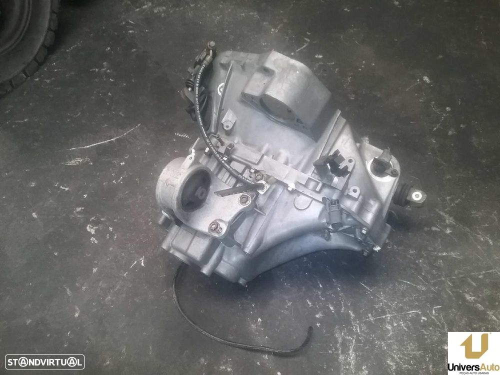 CAIXA VELOCIDADES NISSAN ALMERA II 2000 -0E21BYD - 2