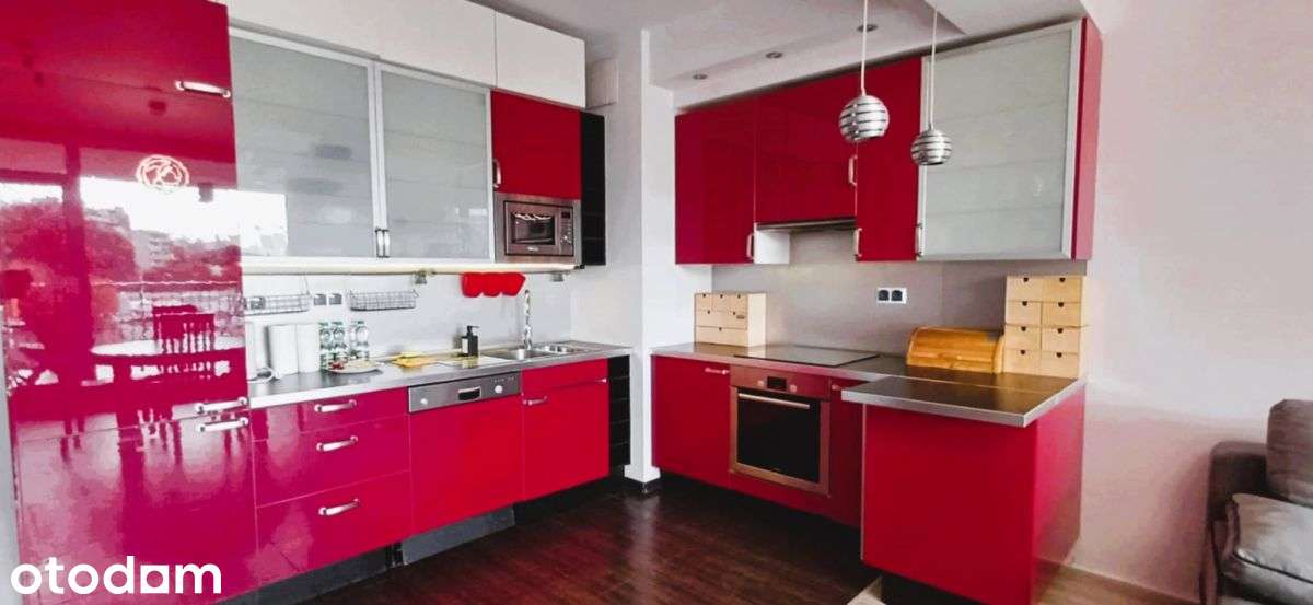 67 m², 2 Sypialnie, 2 łazienki, Jacuzzi, Metro