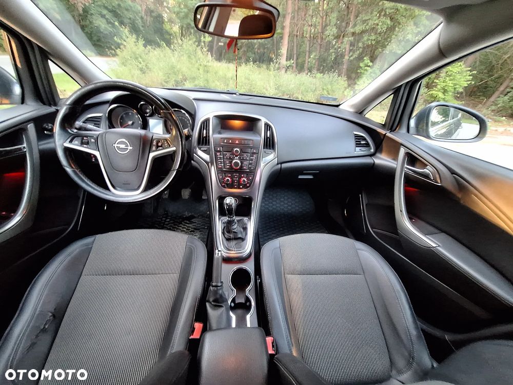 Opel Astra 1.7 CDTI - 9