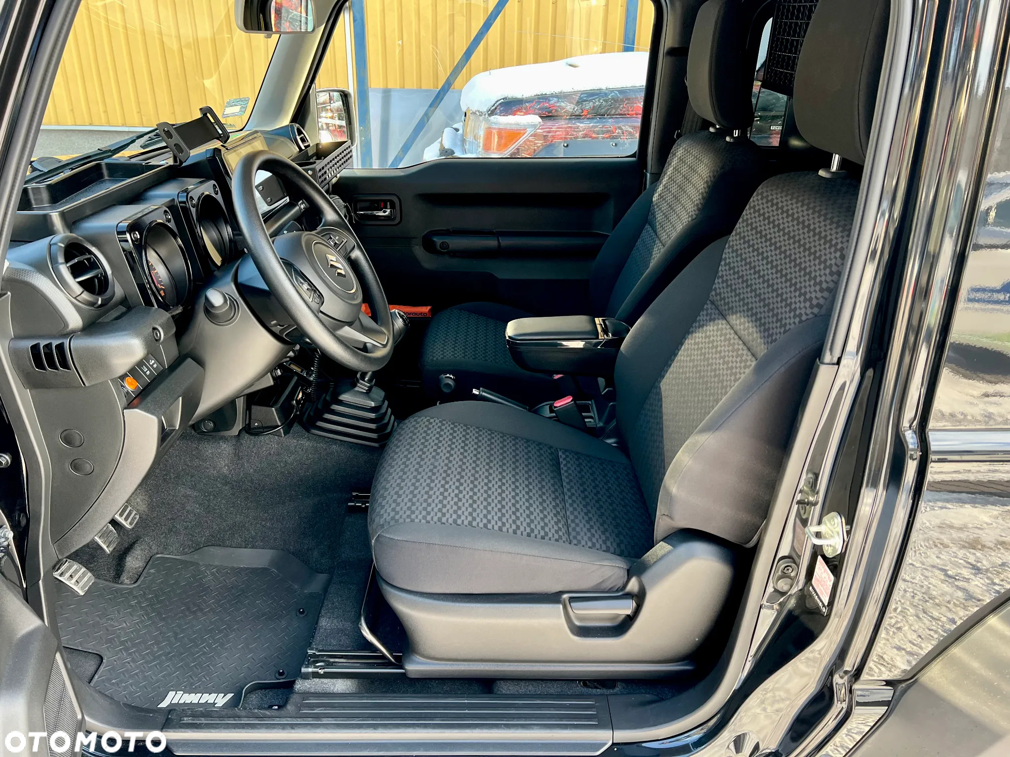 Suzuki Jimny - 15