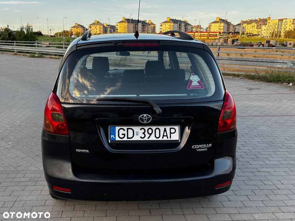 Toyota Corolla Verso 2.0 D-4D Sol - 4