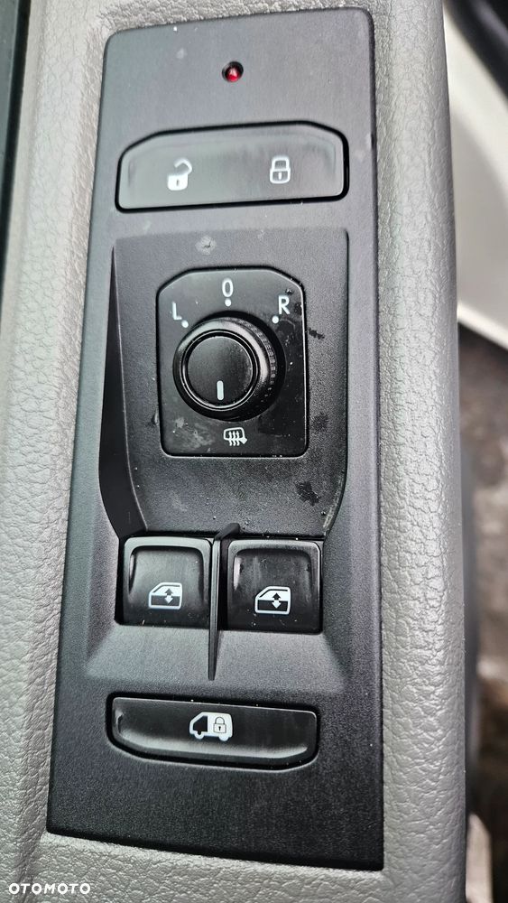 Volkswagen TRANSPORTER T6.1 - 20