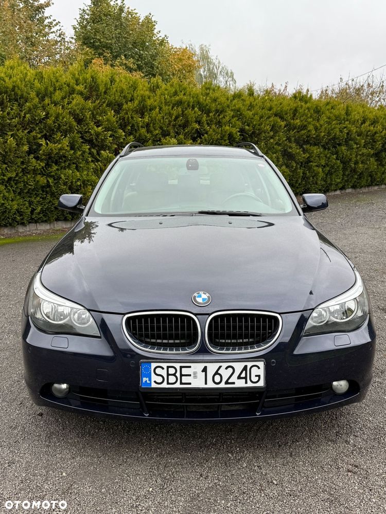 BMW Seria 5 525d - 23