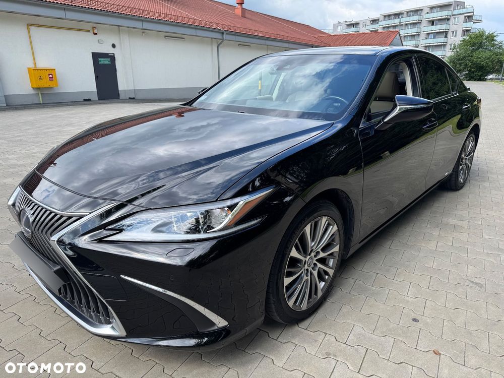 Lexus ES 300h Business Edition + - 3