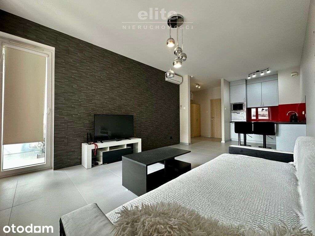 2 pok do zamieszkania Winda Balkon Klimatyzacja