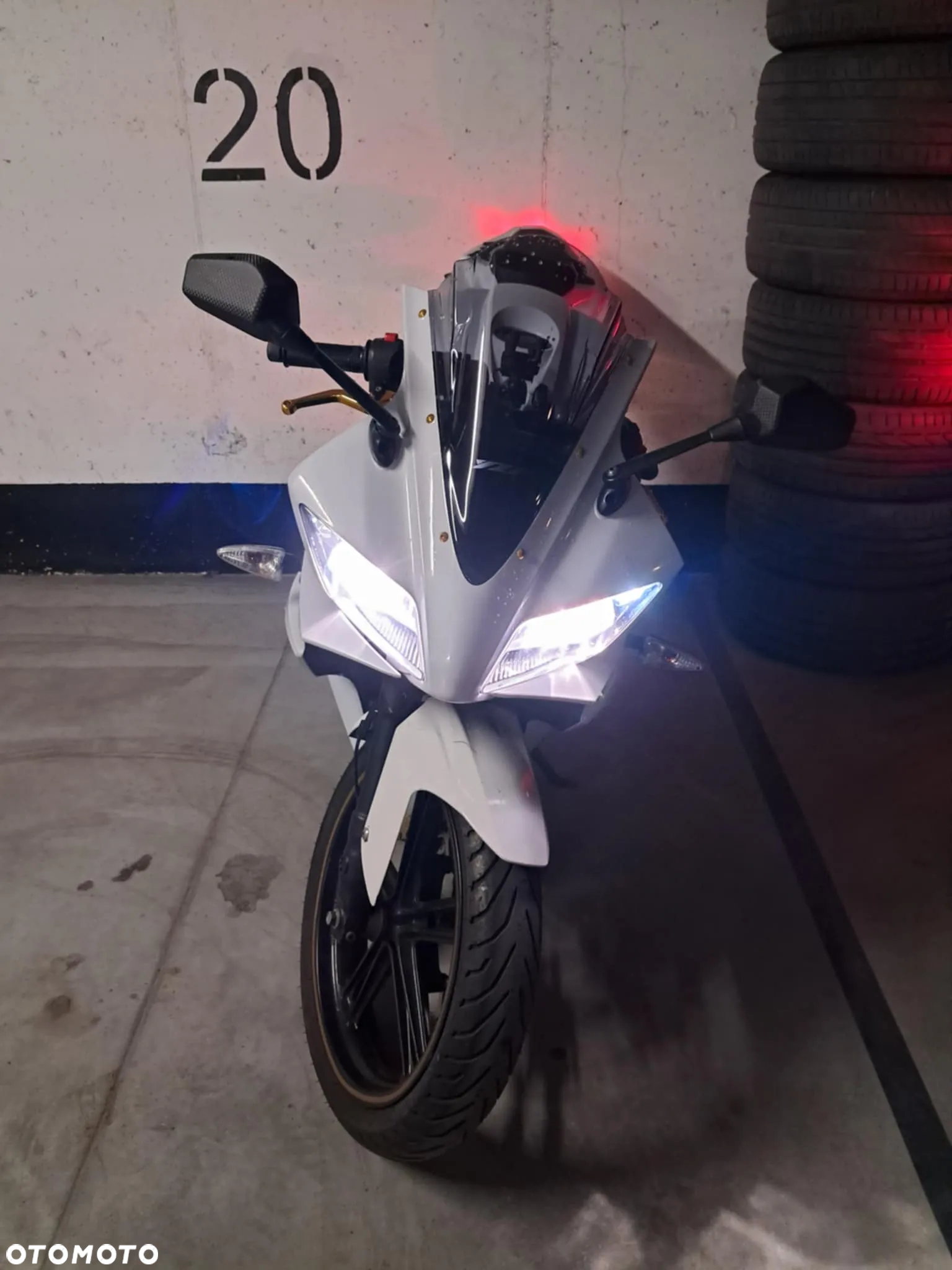 Yamaha R125 - 4