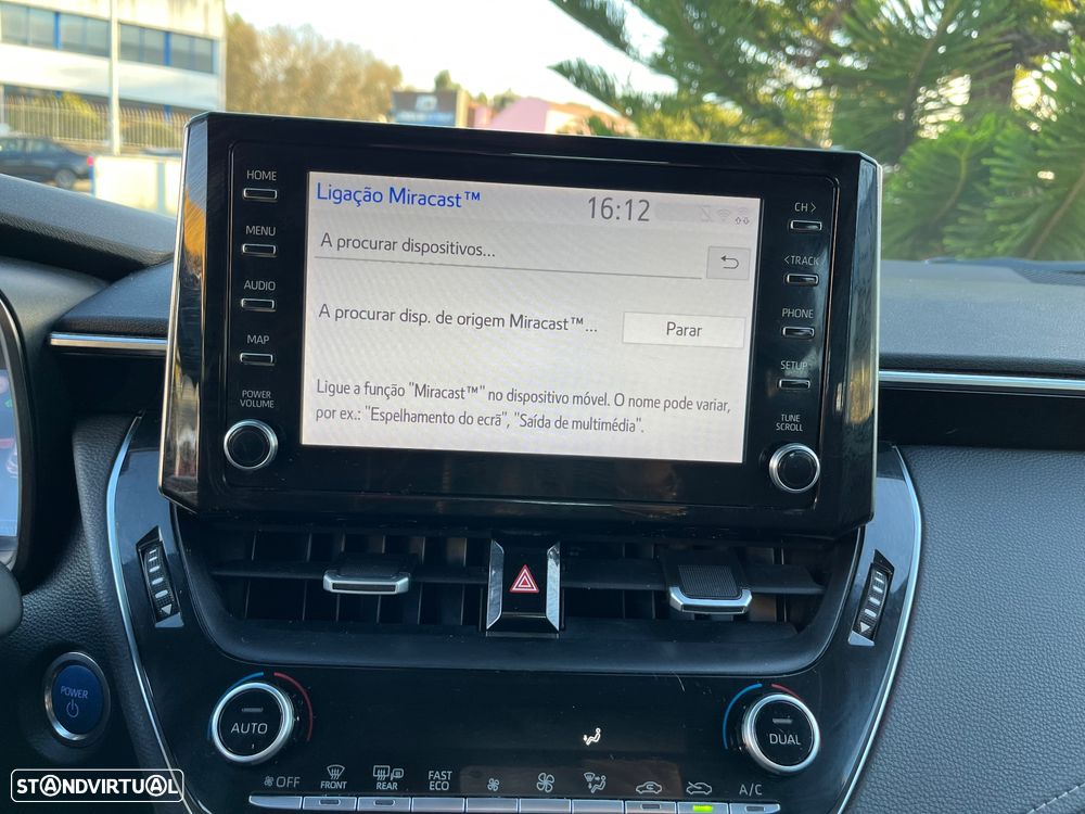 Toyota Corolla 1.8 Hybrid Comfort - 42