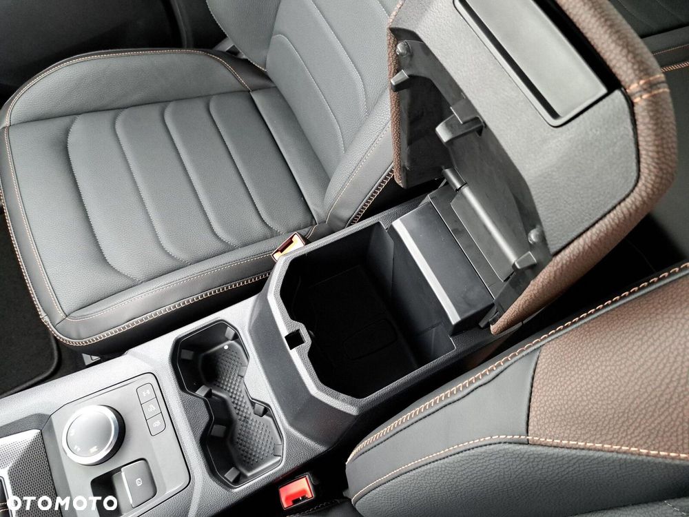 Volkswagen Amarok PanAm, 3,0TDI 240KM, 10-bieg. automatyczna 4Motion, r.o: 3270 mm - 23