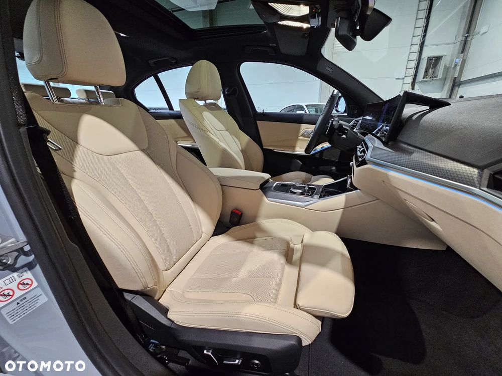 BMW Seria 3 320i M Sport sport - 18