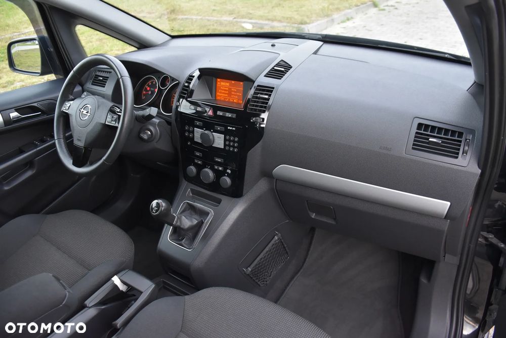 Opel Zafira 1.8 Innovation - 20