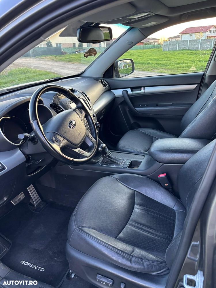 Kia Sorento 2.2 DSL BASE AT 4x2 - 6