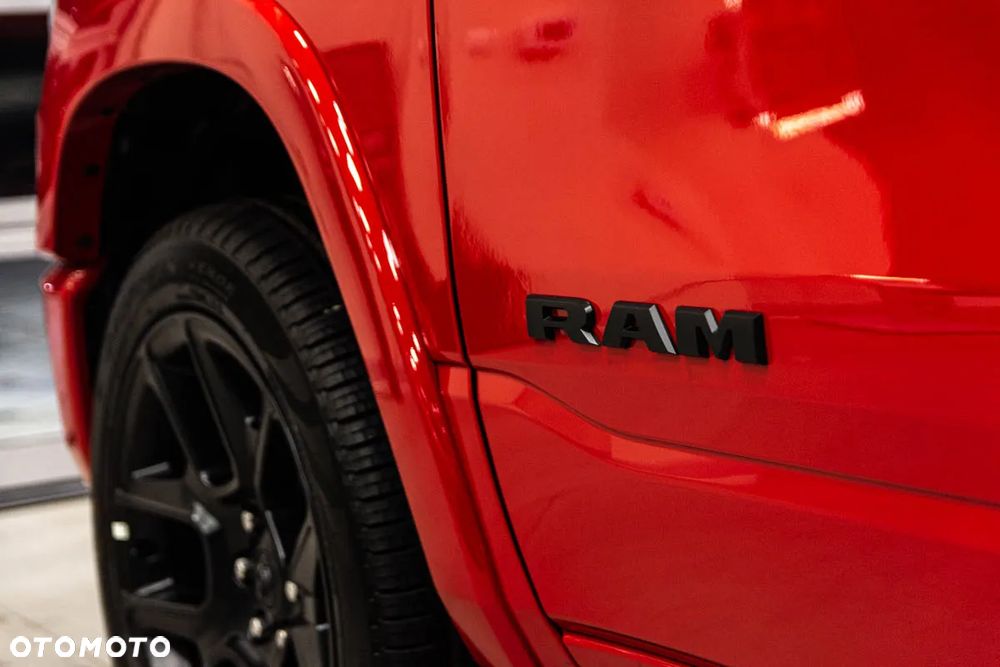 RAM 1500 5.7 Crew Cab Laramie - 10