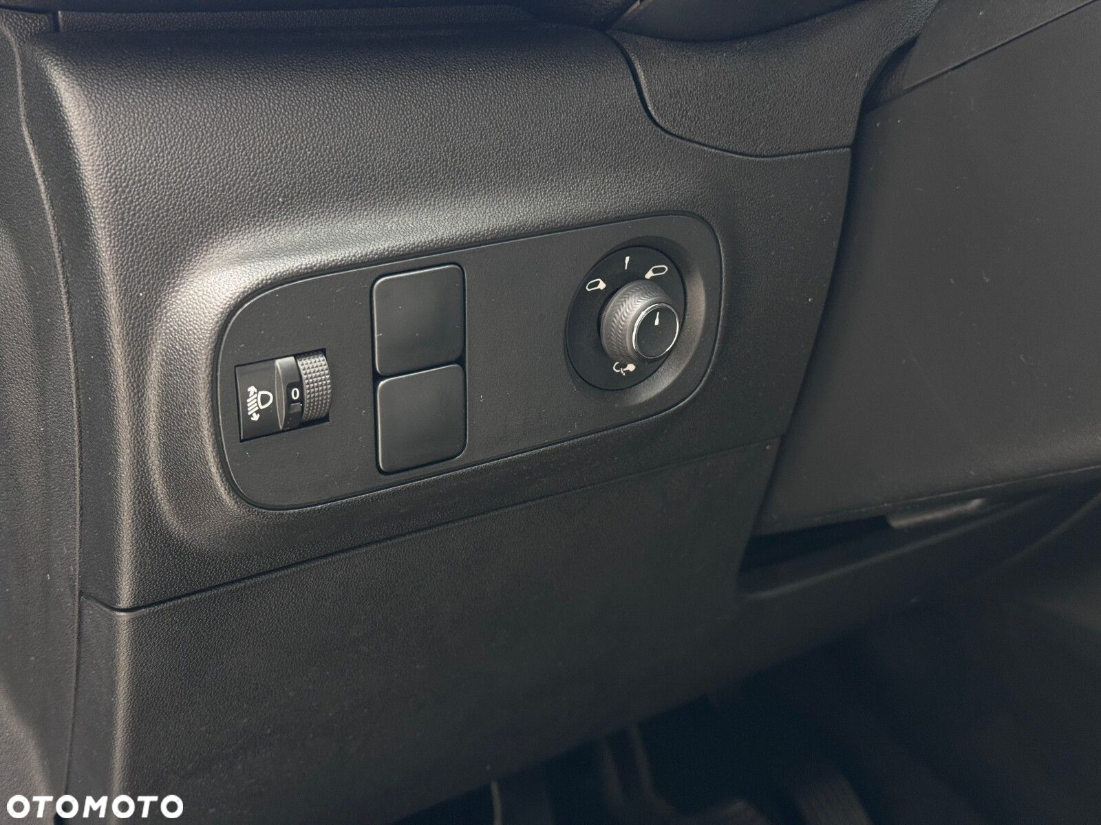 Citroën C3 1.2 PureTech Shine S&S - 21