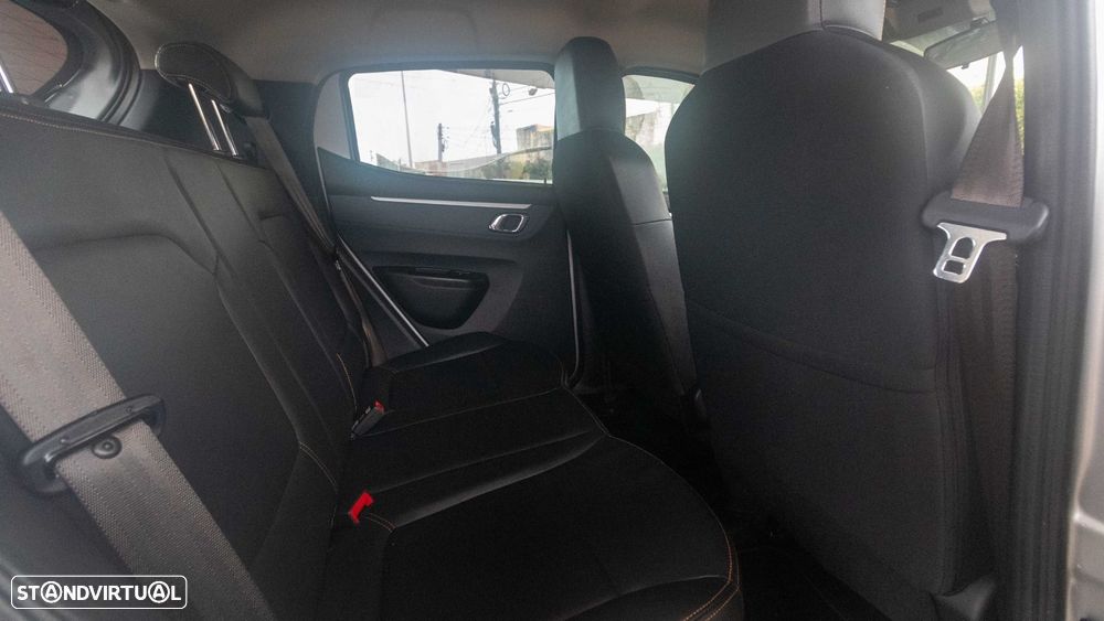 Dacia Spring Comfort Plus - 11