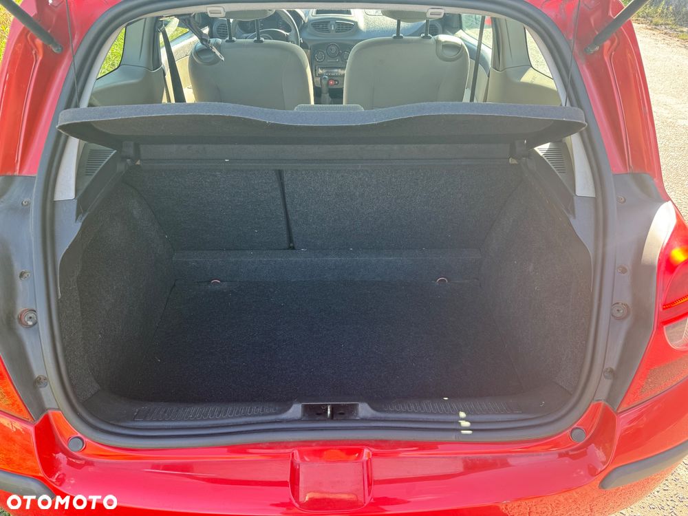 Renault Clio 1.2 16V Galileo - 11