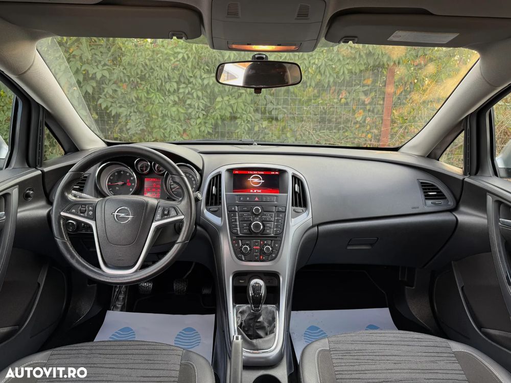 Opel Astra 1.4 ECOTEC Turbo Selection - 6