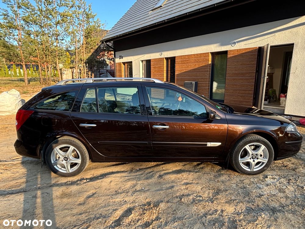 Renault Laguna 2.0 dCi FAP Initiale - 7