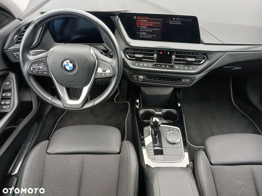BMW Seria 1 - 25