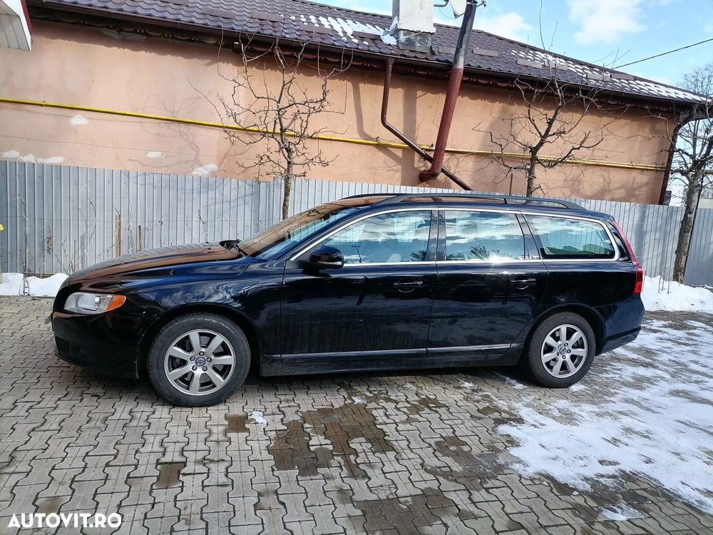 Volvo V70 2.5T Aut. Momentum - 1