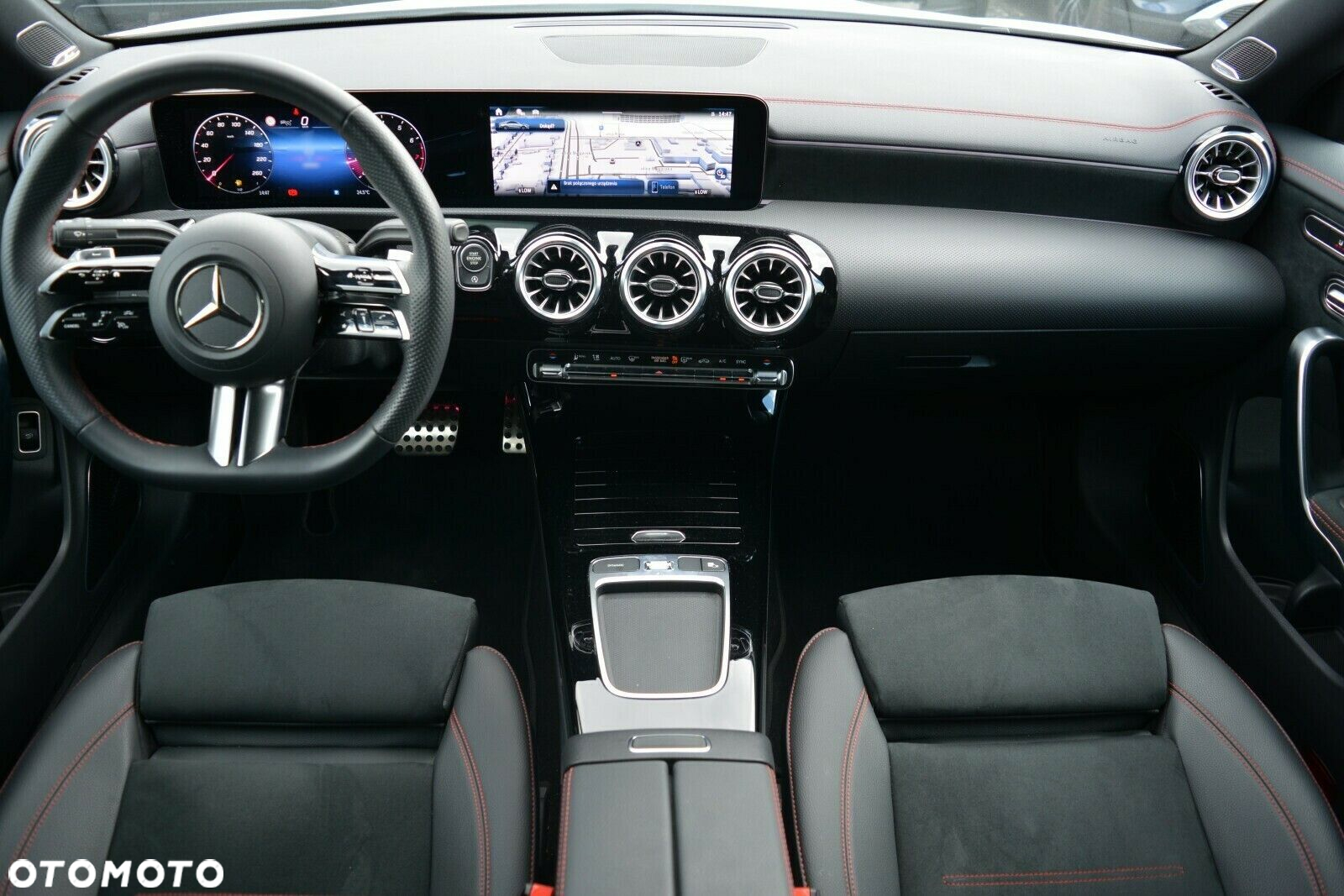 Mercedes-Benz CLA 200 AMG Line 7G-DCT - 16