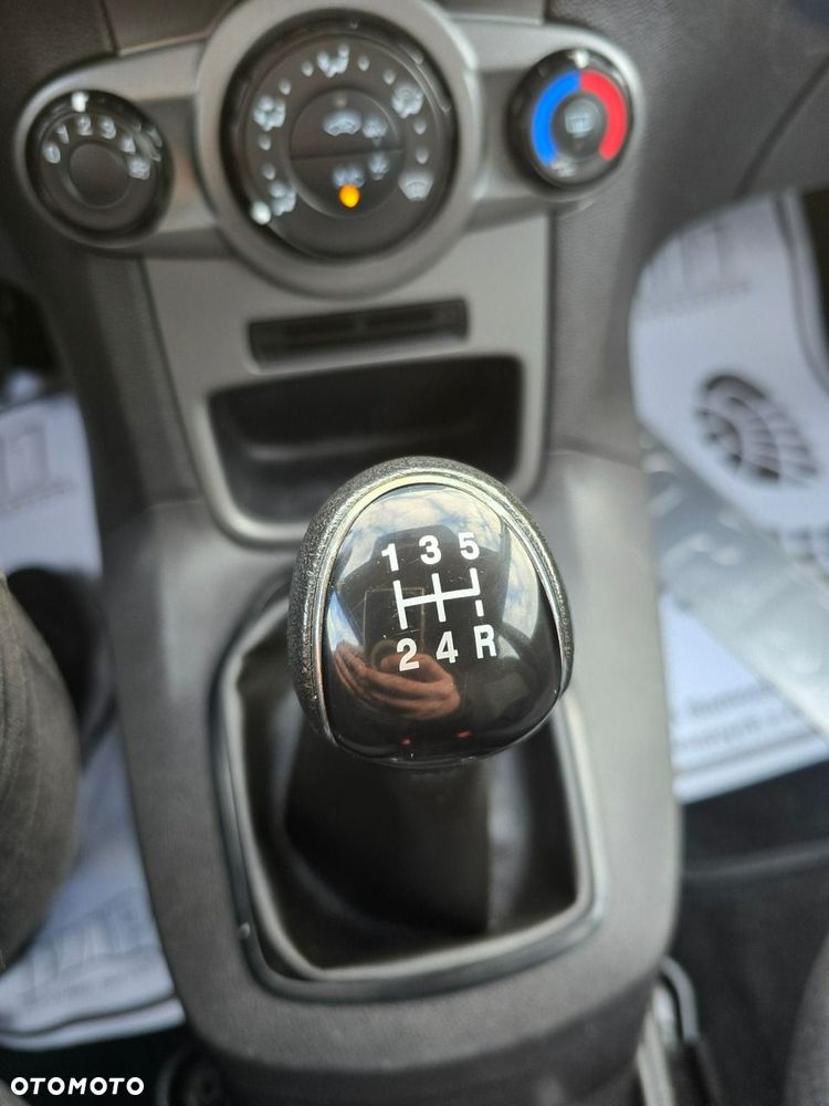 Ford Fiesta - 26