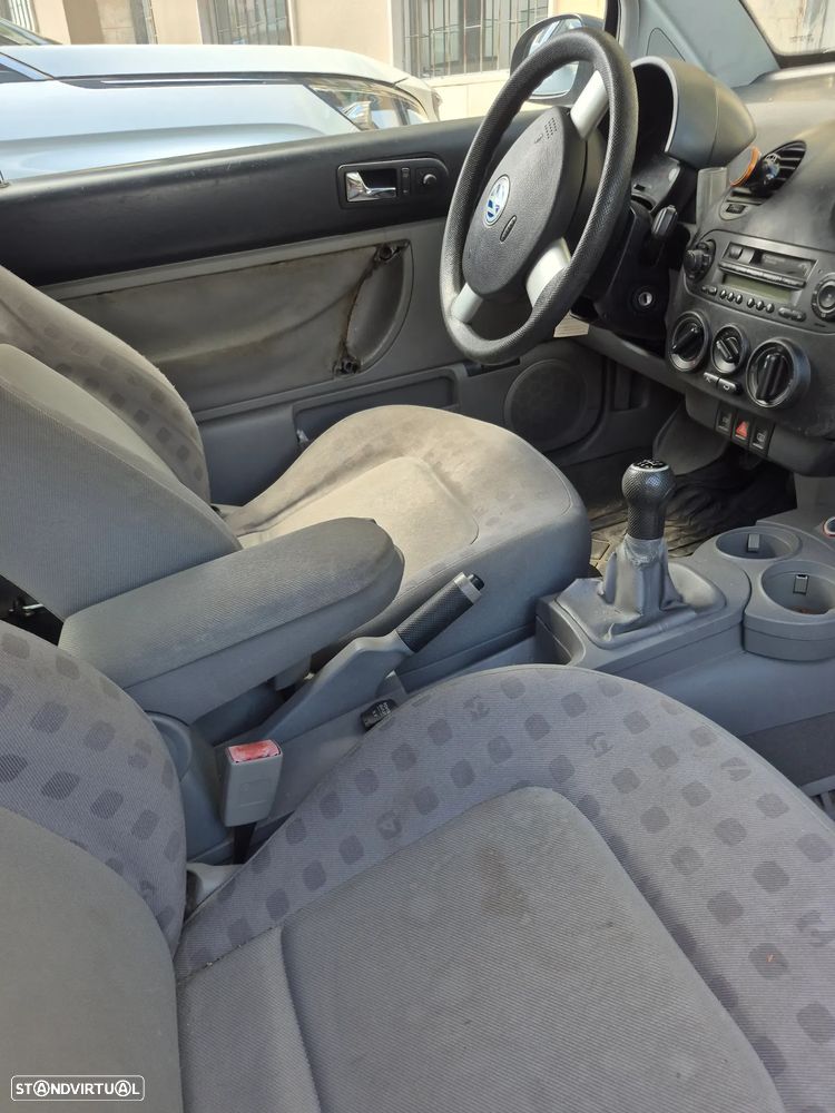 VW New Beetle 1.4 - 3