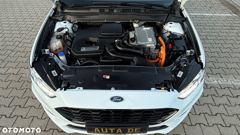 Ford Mondeo 2.0 Hybrid ST-Line X - 26