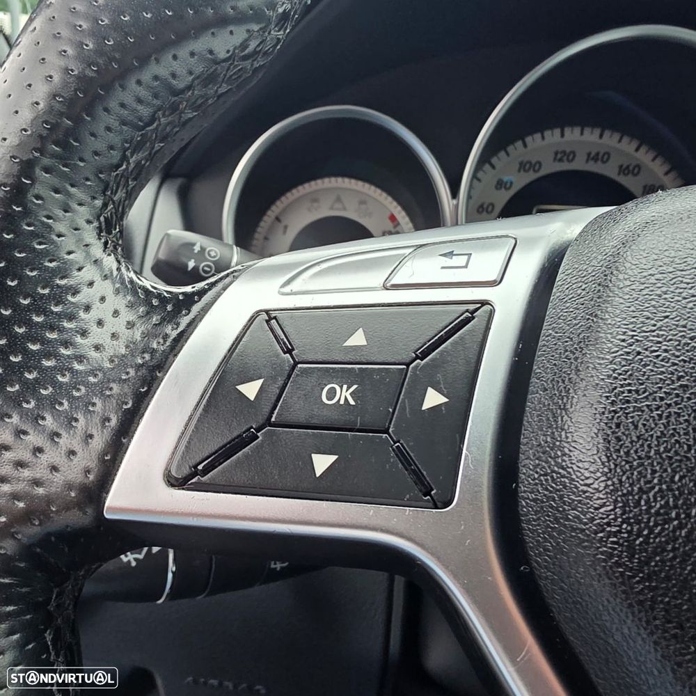 Mercedes-Benz C 200 - 21