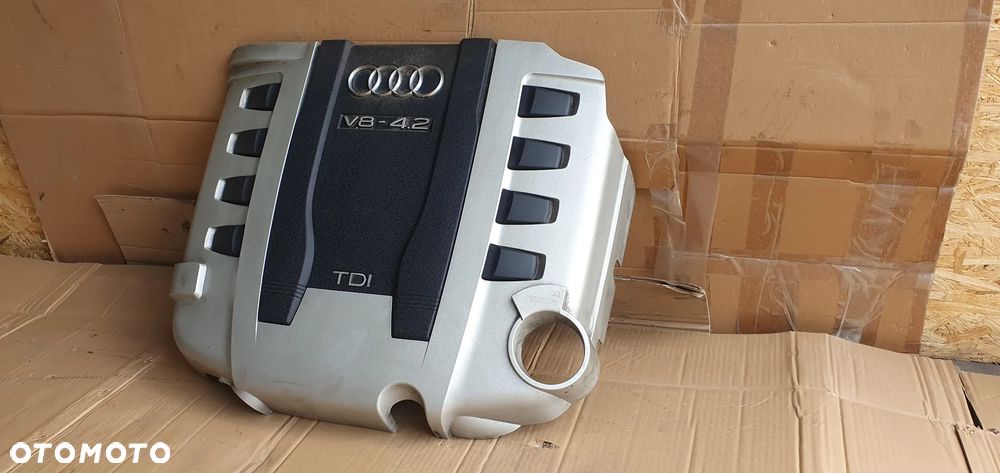 Osłona pokrywa silnika Audi A8 D3 4.2 TDI 057103925 - 3