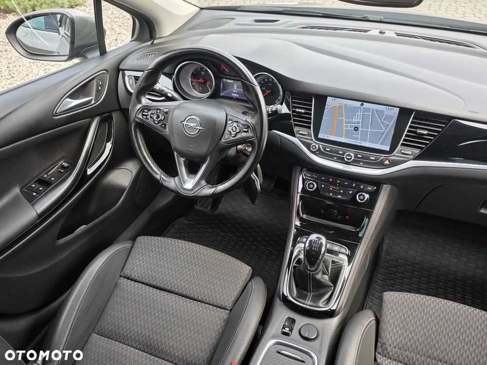 Opel Astra 1.4 Turbo Innovation - 13