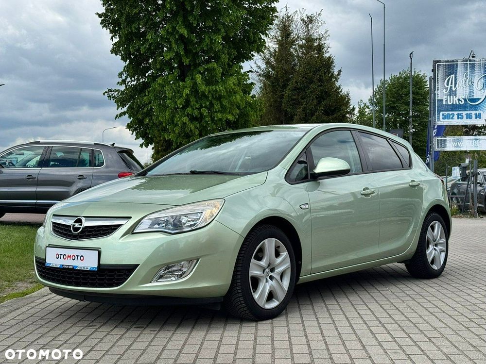 Opel Astra 1.4 T Enjoy - 9