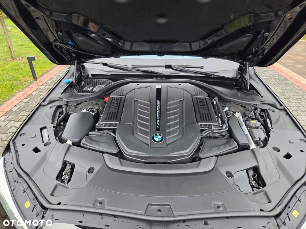 BMW Seria 7 M760Li xDrive - 30