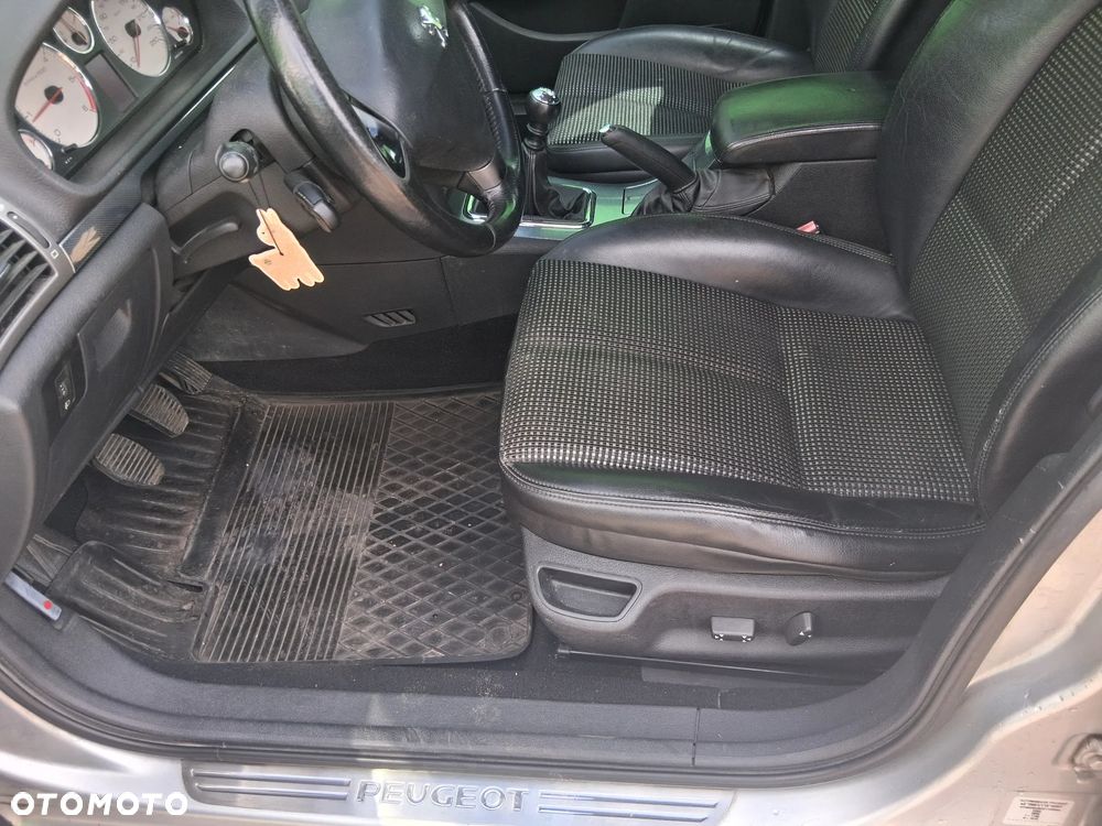 Peugeot 407 2005 photo 5